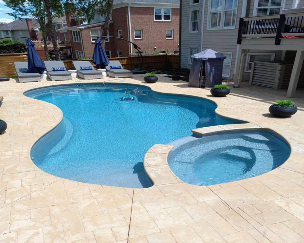 accessible Cascade fiberglass pool for families
