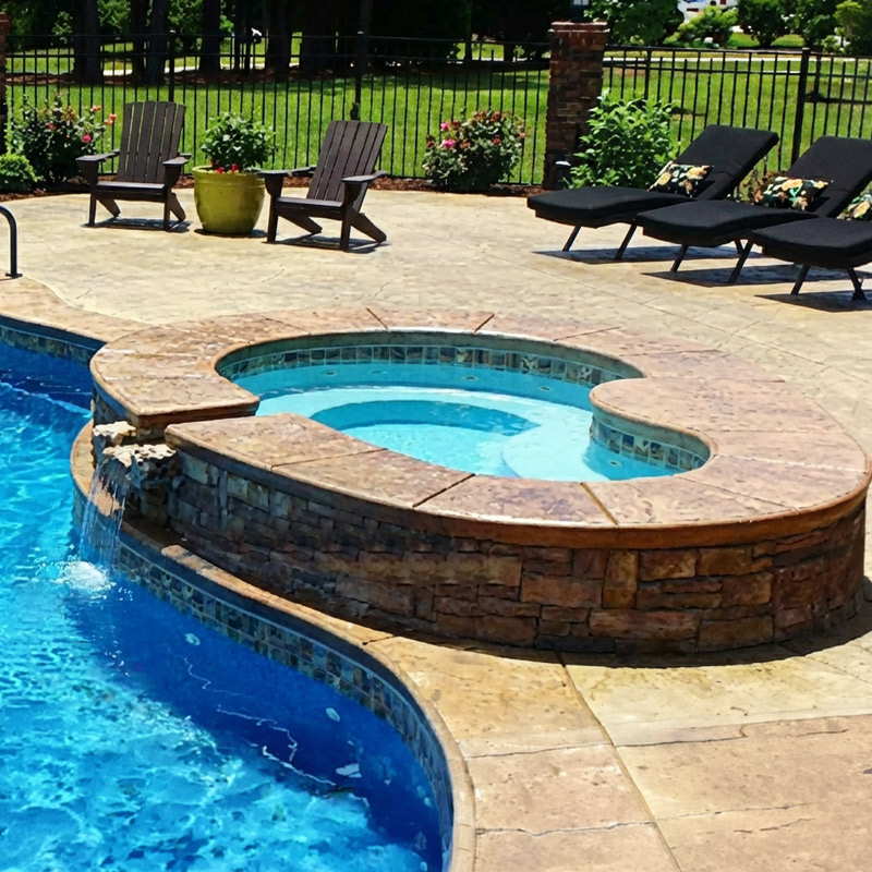 10x7-kidney-fiberglass-spas-for-sale