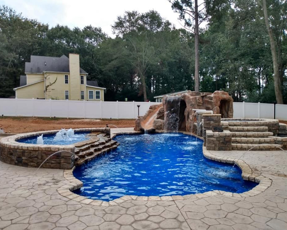 Birmingham AL fiberglass pool installation