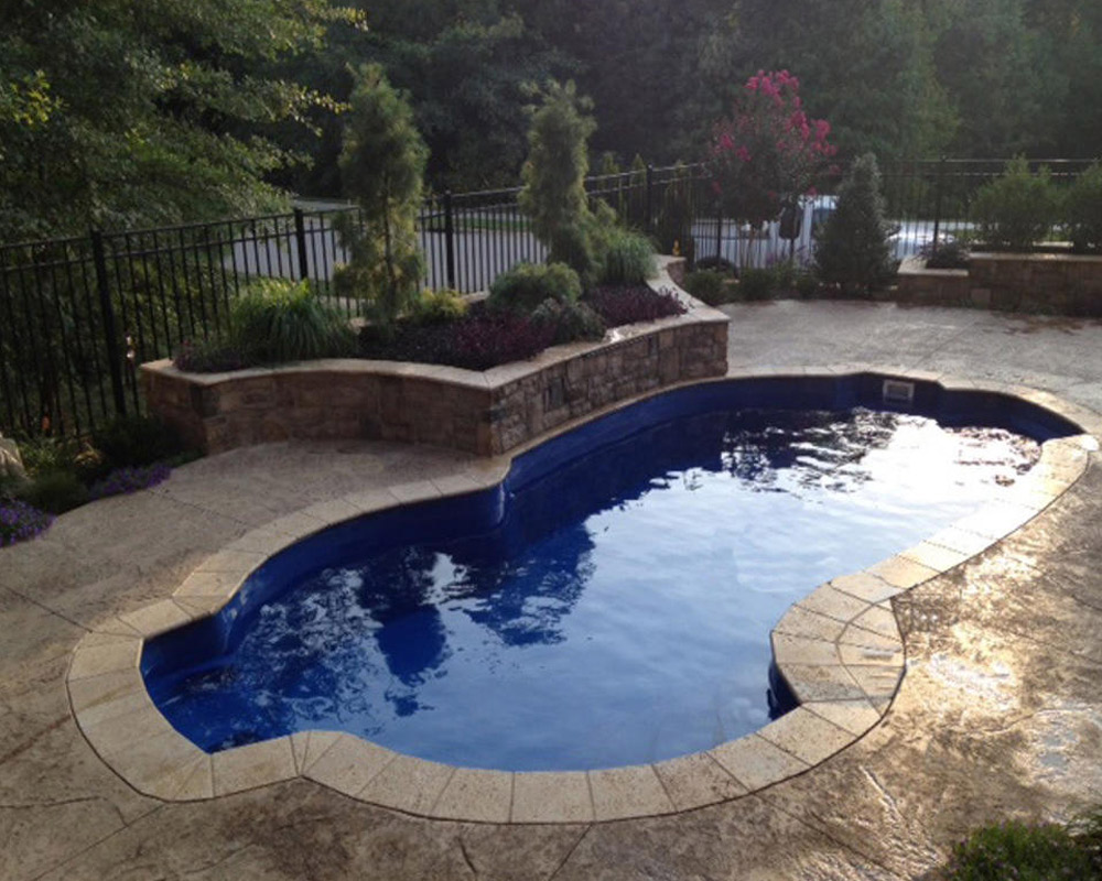 Memphis TN fiberglass pool installation