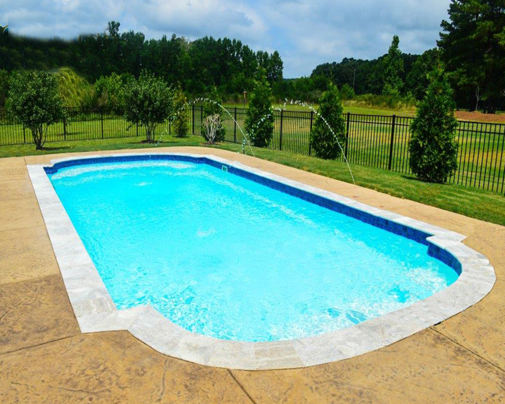 backyard fiberglass pools Chattanooga TN